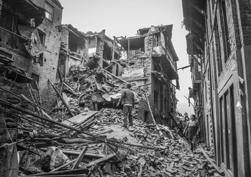 Ekiplerimiz deprem bölgesinde yaraları sardı. 
